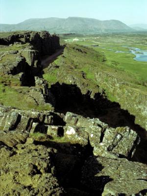 アイスランド・シングベトリル国立公園の火山岩