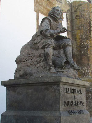 スペイン・ジェレナのグラナダ聖母教会前にあるスルバランの像／(c)Kolforn https://goo.gl/aJwf5Y