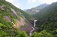 島南部にある千尋（せんひろ）の滝