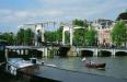 オランダ、アムステルダムにあるマヘレの跳ね橋