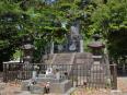 上野公園にある彰義隊の墓